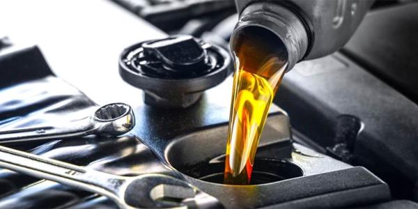 تفاوت روغن موتور بنزینی و دیزلی چیست؟ کدام مناسب خودرو شماست؟